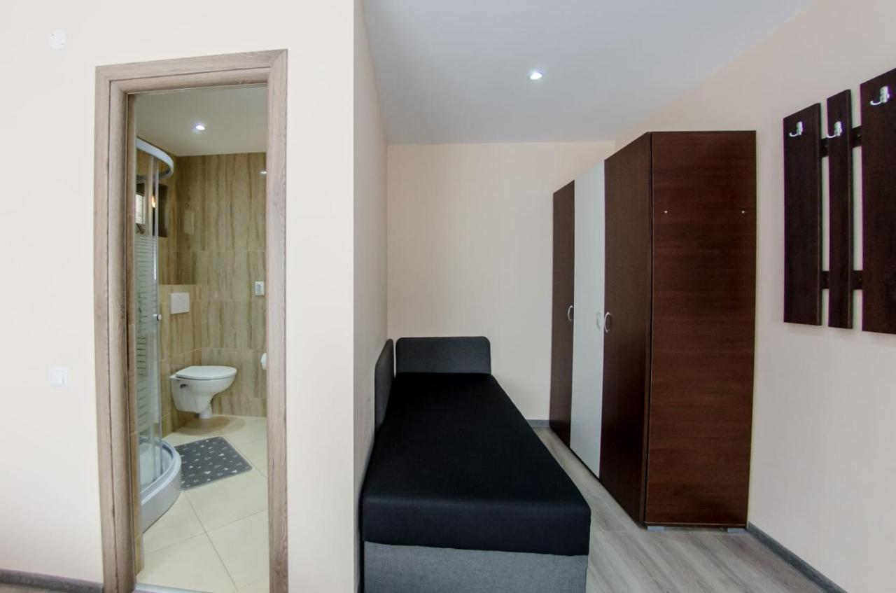 Hotel Casa Andy Buşteni Exterior foto